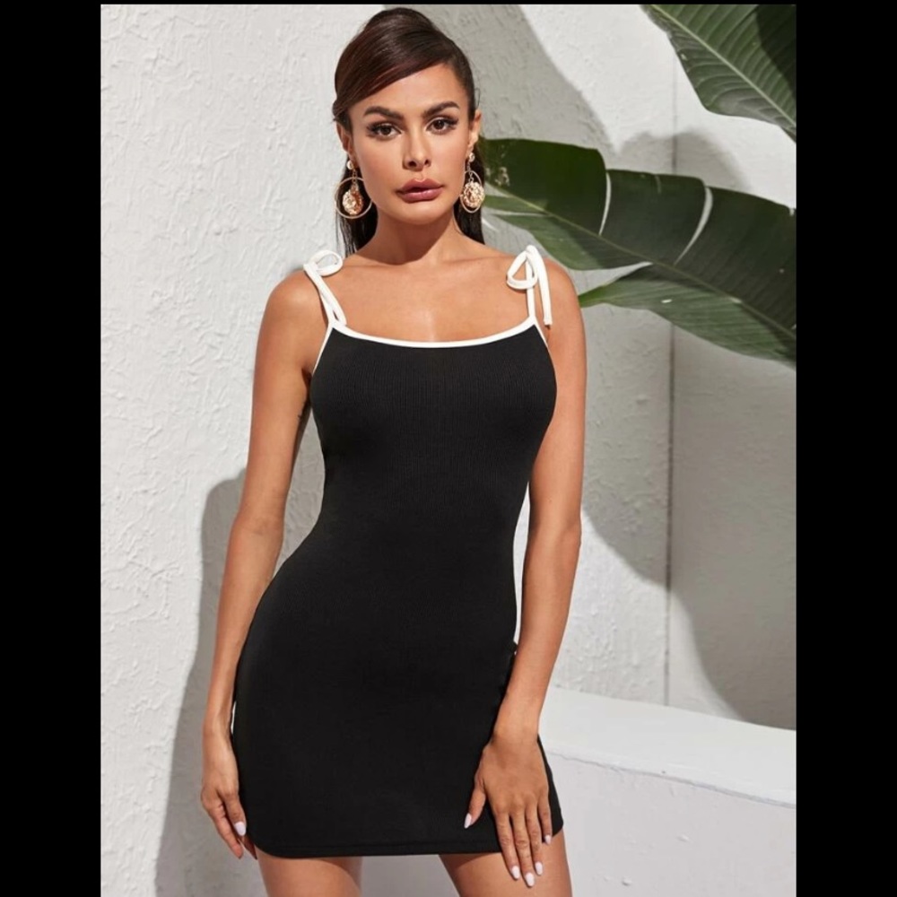 Contrast Binding Knotted Strap Bodycon Dress.